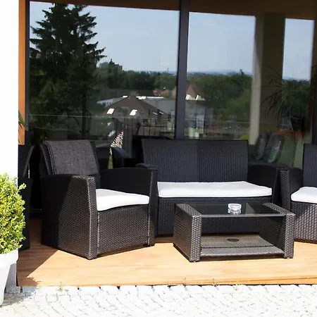 Gasthof Cafe Na Svahu 4*