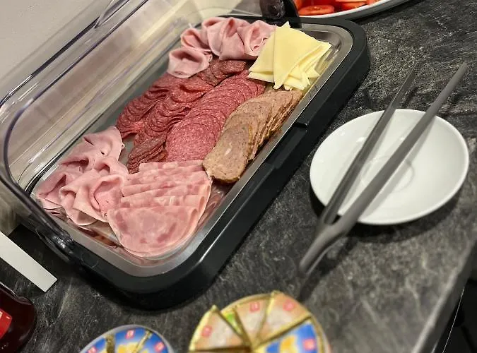 Cafe Na Svahu Penzion 4*